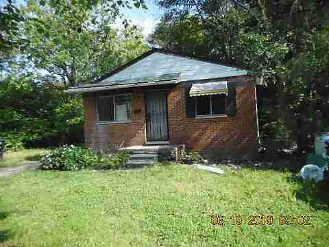 21634 Lyndon (7)_m.jpg